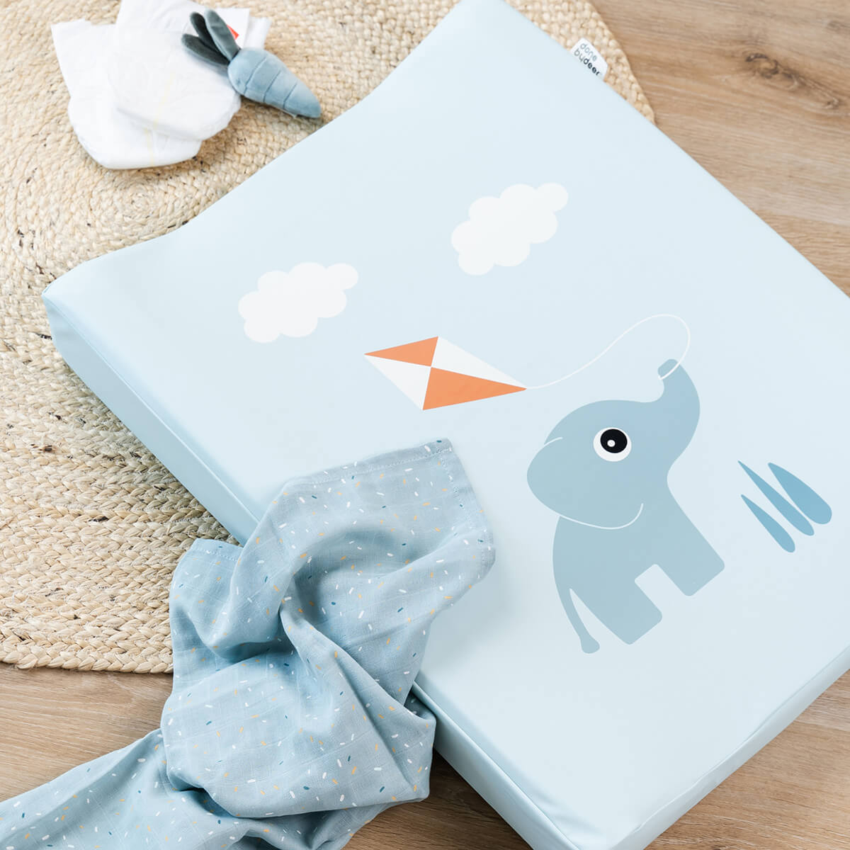 Changing pad easy wipe - Playground - Blue